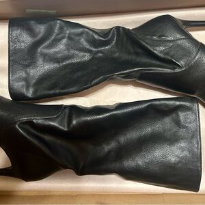 Brand new Jessica Simpson Saffie HH PT Slouch boot, size 6.5, color black